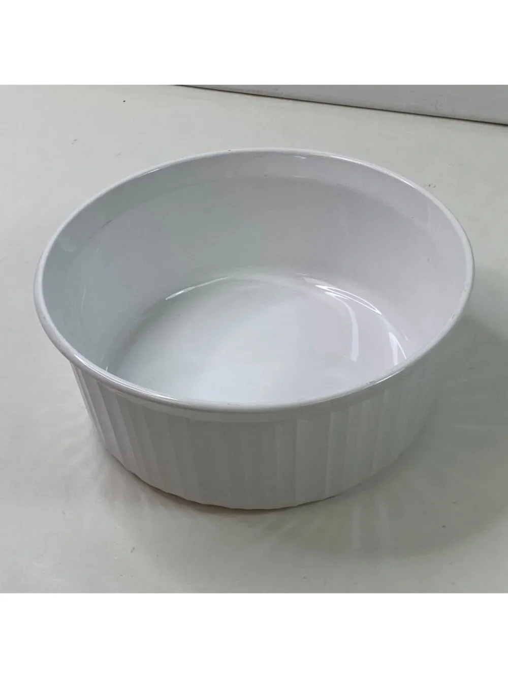 CorningWare White F-1-B Ceramic Baking Dish 2.5L Round Casserole 9.75